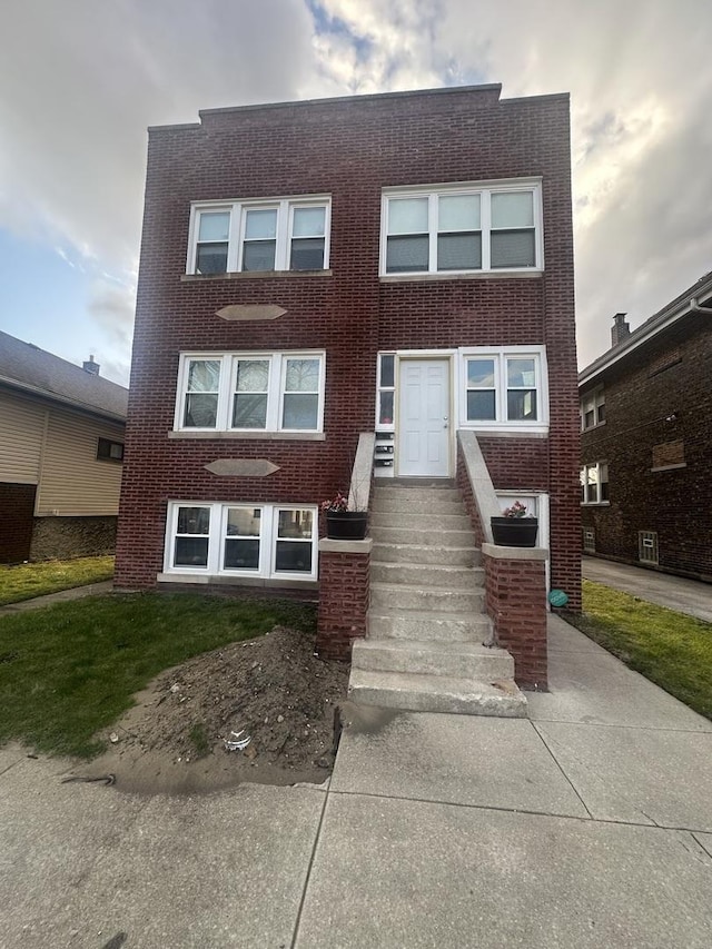 650 Ingraham Ave, Calumet City, IL 60409 - photo 1