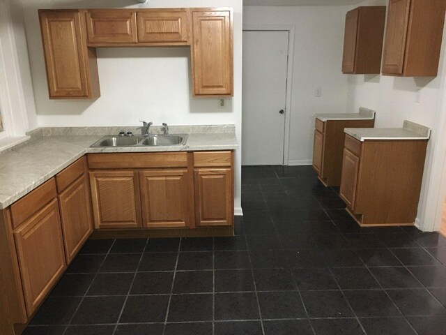 650 Ingraham Ave, Calumet City, IL 60409 - photo 17