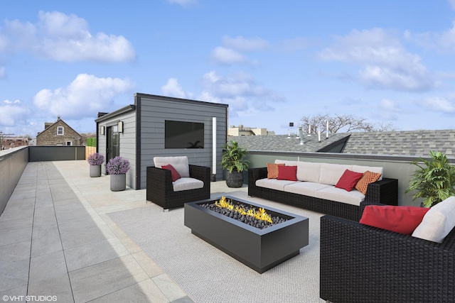 2014 N Winchester Ave, Chicago, IL 60614 - view of patio with an outdoor living space with a fire pit