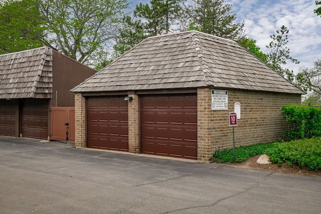 1700 Northfield Sq Unit C, Northfield, IL 60093 - view of detached garage