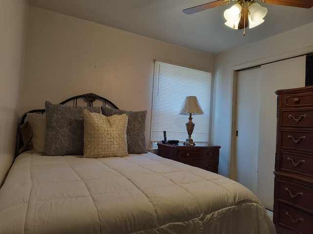 10153 S Saint Lawrence Ave, Chicago, IL 60628 - bedroom with a ceiling fan and a closet