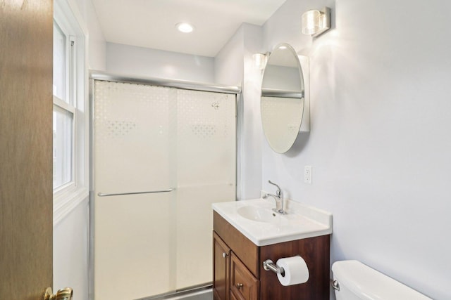 409 Wingate Dr, Schaumburg, IL 60193 - full bathroom with a stall shower, toilet, and vanity