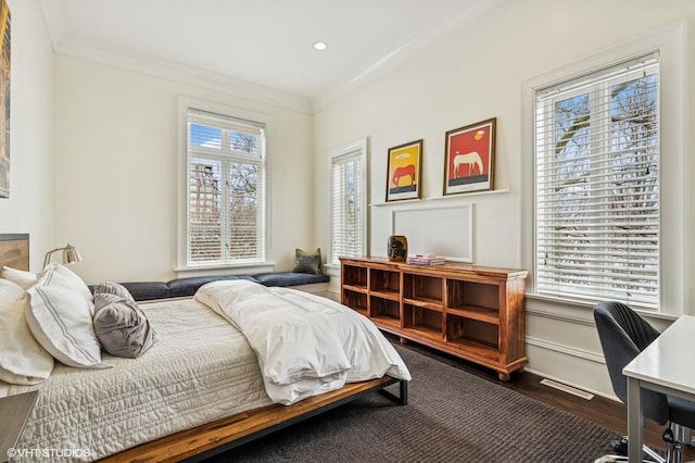 542 W Dickens St, Chicago, IL 60614 - bedroom featuring ornamental molding, wood finished floors, a desk, and recessed lighting