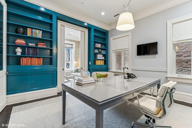 542 W Dickens St, Chicago, IL 60614 - office featuring ornamental molding, built in shelves, and recessed lighting