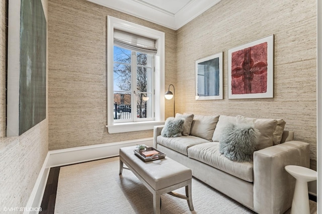 542 W Dickens St, Chicago, IL 60614 - living room with ornamental molding and baseboards