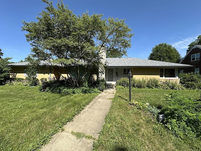 521 N Vale Ave, Rockford, IL 61107 - photo 1