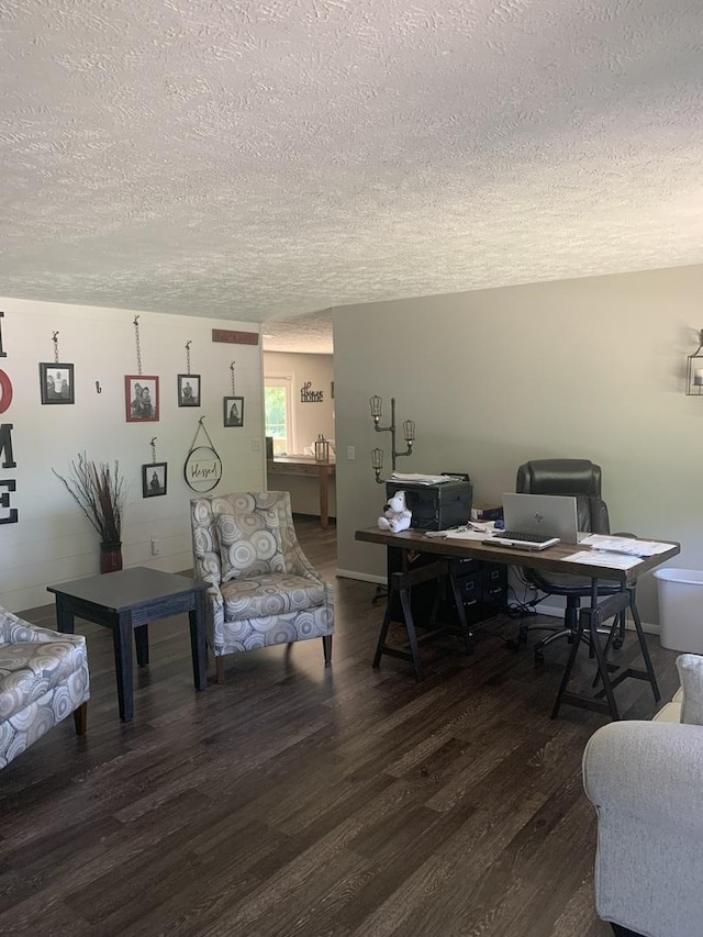 43 Kenfield Cir, Bloomington, IL 61704 - office area featuring a textured ceiling, wood finished floors, and baseboards