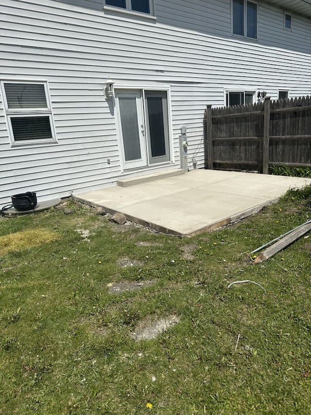 1326 Post Oak Ct Unit 1, Crest Hill, IL 60403 - rear view of property featuring a patio area