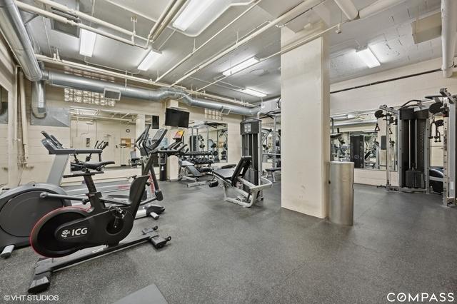 2300 N Commonwealth Ave Unit 2L, Chicago, IL 60614 - view of gym
