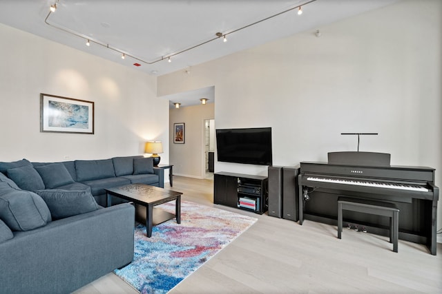 600 N Dearborn St Unit 2005, Chicago, IL 60654 - living area with rail lighting and wood finished floors