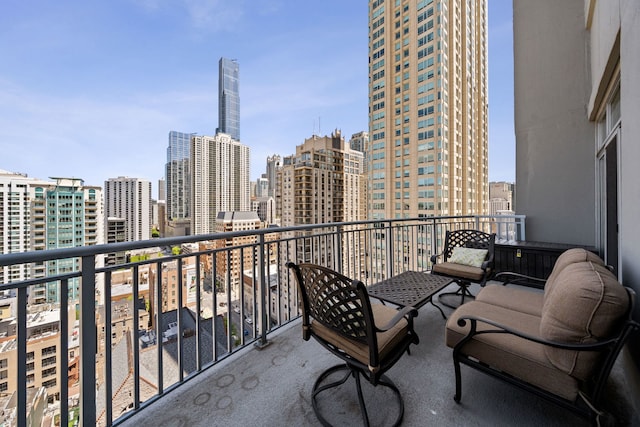 600 N Dearborn St Unit 2005, Chicago, IL 60654 - balcony with a city view