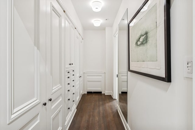 209 E Lake Shore Dr Unit 3W, Chicago, IL 60611 - corridor with dark wood-style flooring and baseboards