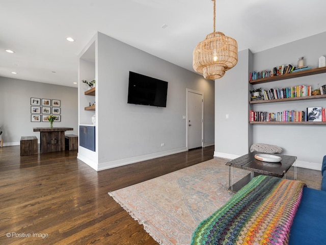 2422 W Lyndale St Unit 2, Chicago, IL 60647 - living area featuring a chandelier, wood finished floors, recessed lighting, and baseboards