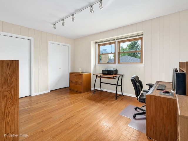 7514 Nantucket Dr, Darien, IL 60561 - office area featuring light wood-style flooring and rail lighting