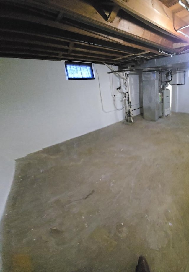 18433 Arcadia St, Lansing, IL 60438 - basement with heating unit