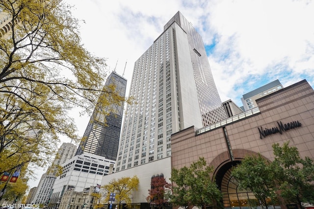 777 N Michigan Ave Unit 2404, Chicago, IL 60611 - photo 1