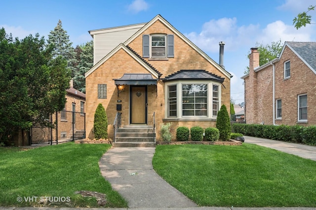 7040 N Mankato Ave, Chicago, IL 60646 - photo 1
