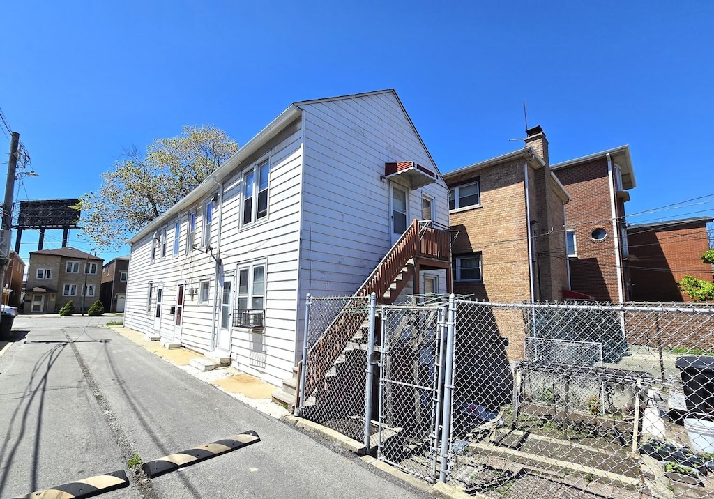 2631 S Shields Ave, Chicago, IL 60616 - view of home's exterior