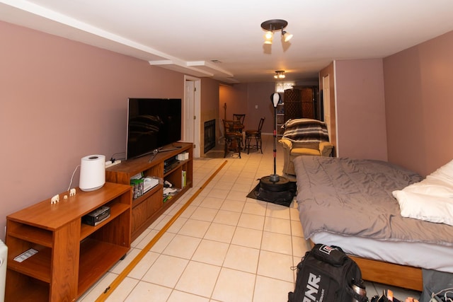 431 Griswold St, Elgin, IL 60123 - living area with light tile patterned floors