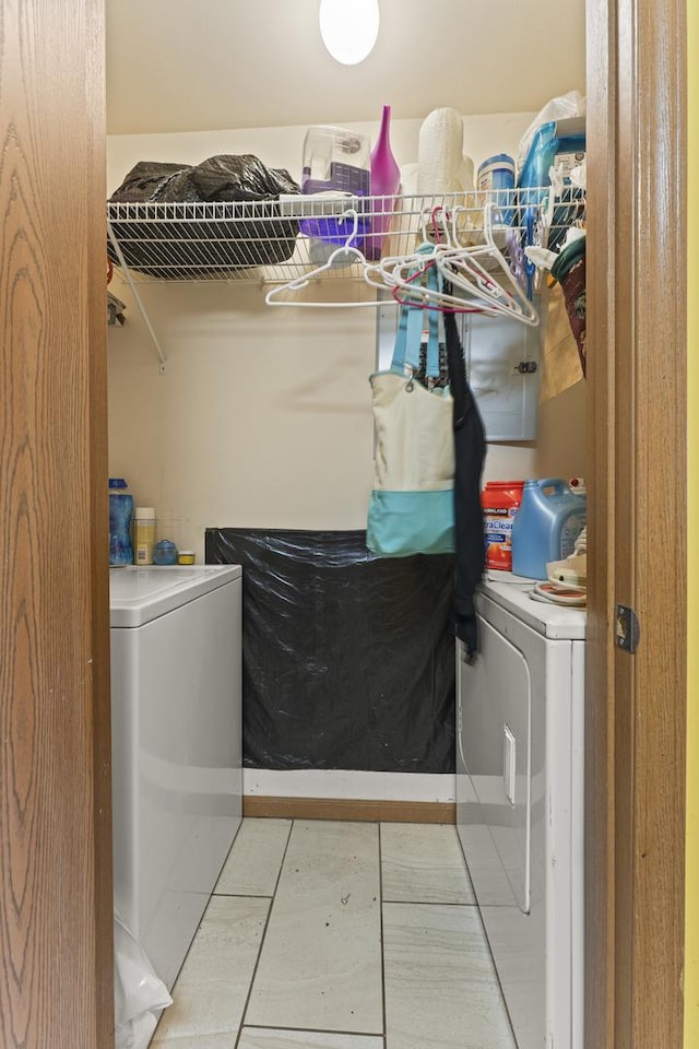1384 Cunat Ct Unit 1B, Lake In The Hills, IL 60156 - washroom featuring independent washer and dryer