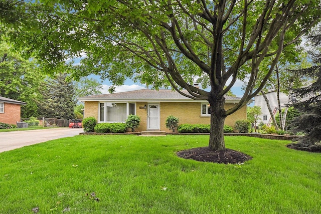 4N221 7th Ave, Addison, IL 60101 - ranch-style home featuring brick siding