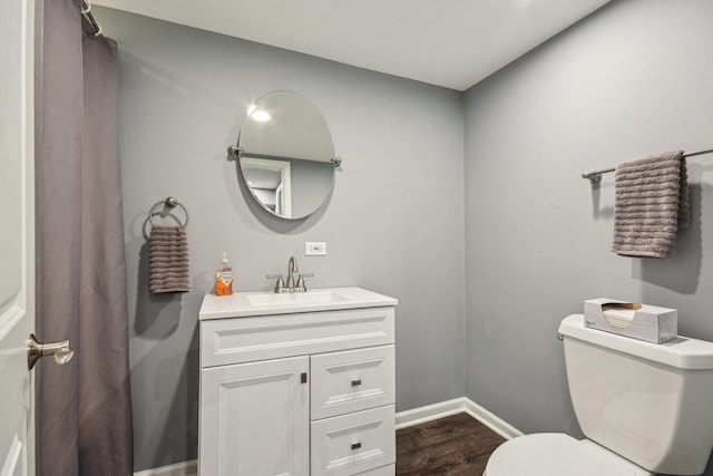 4N221 7th Ave, Addison, IL 60101 - bathroom with wood finished floors and vanity