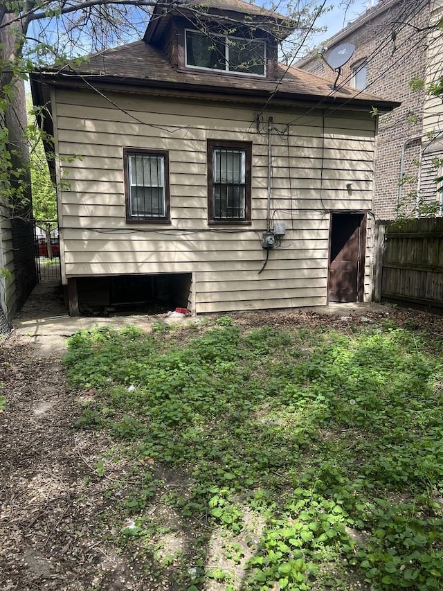 8029 S Houston Ave, Chicago, IL 60617 - view of side of property