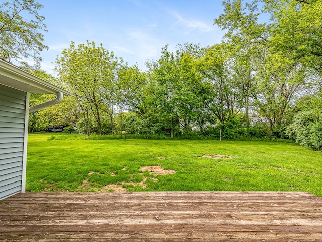 119 SE Brandywine Dr, Poplar Grove, IL 61065 - view of green lawn featuring a deck