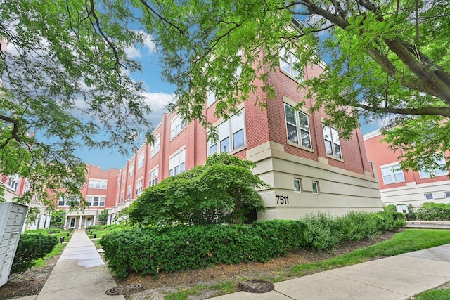 7511 Brown Ave Unit N, Forest Park, IL 60130 - view of building exterior