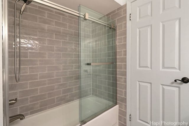 4125 Victoria Dr, Hoffman Estates, IL 60192 - bathroom with shower / bath combination with glass door