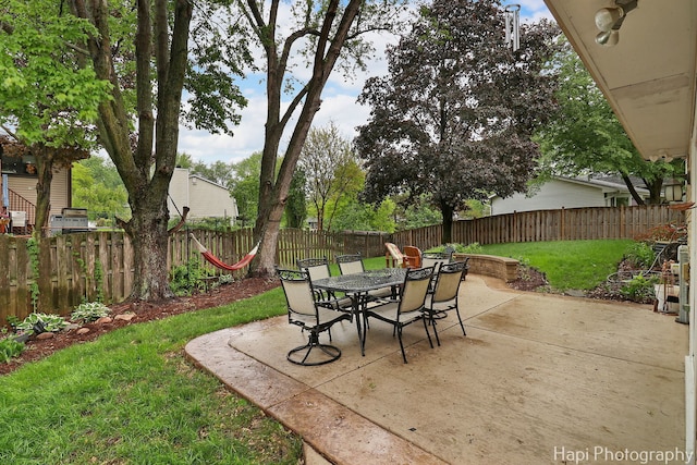 4125 Victoria Dr, Hoffman Estates, IL 60192 - view of patio / terrace featuring outdoor dining area