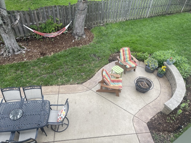4125 Victoria Dr, Hoffman Estates, IL 60192 - view of patio featuring an outdoor fire pit and outdoor dining space