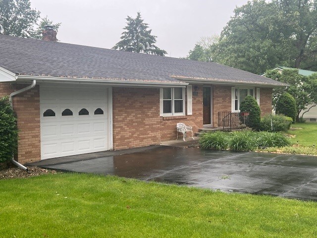 410 E Fifer St, Colfax, IL 61728 - photo 4