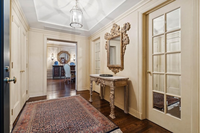 199 E Lake Shore Dr Unit 3, Chicago, IL 60611 - foyer featuring dark wood finished floors and a chandelier