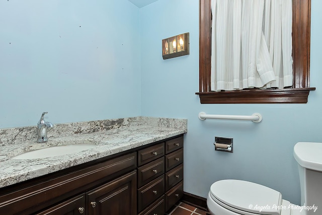 21293 N Andover Rd, Kildeer, IL 60047 - bathroom featuring toilet and vanity