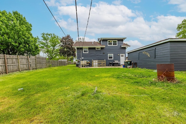 205 Glen St, West Chicago, IL 60185 - back of property with a patio