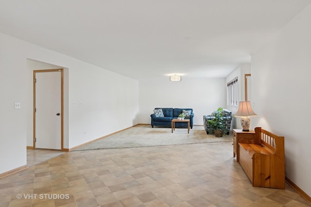 5203 Brighton Ln, Plainfield, IL 60586 - sitting room with baseboards