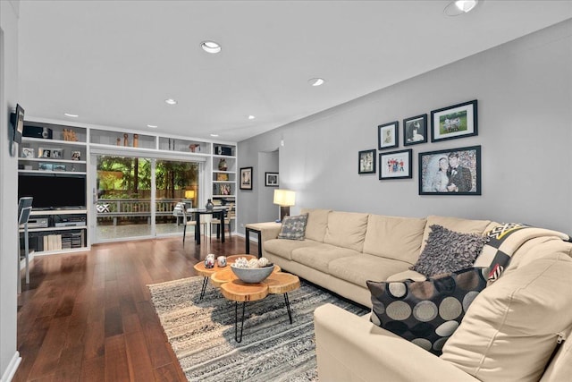 185 Carlisle Ave, Deerfield, IL 60015 - living area with wood finished floors, recessed lighting, and built in shelves