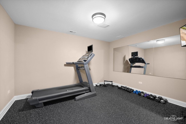 4748 Sassafras Ln, Naperville, IL 60564 - workout area with baseboards