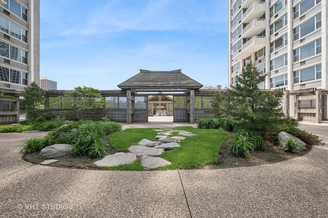 4250 N Marine Dr Unit 1406, Chicago, IL 60613 - view of community