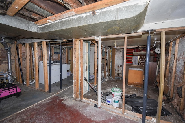 937 N County St, Waukegan, IL 60085 - view of unfinished basement