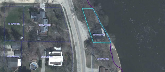 605 N 4th St, Oregon, IL 61061 - aerial map of property and surrounding area with property boundaries highlighted