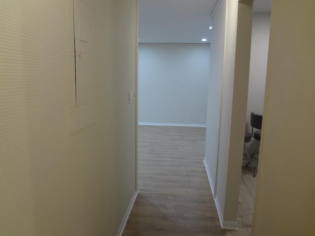 1108 Castilian Ct Unit 121, Glenview, IL 60025 - hall with wood finished floors, baseboards, and recessed lighting