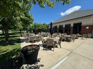 21142 W Braxton Ln Unit 21142, Plainfield, IL 60544 - view of patio