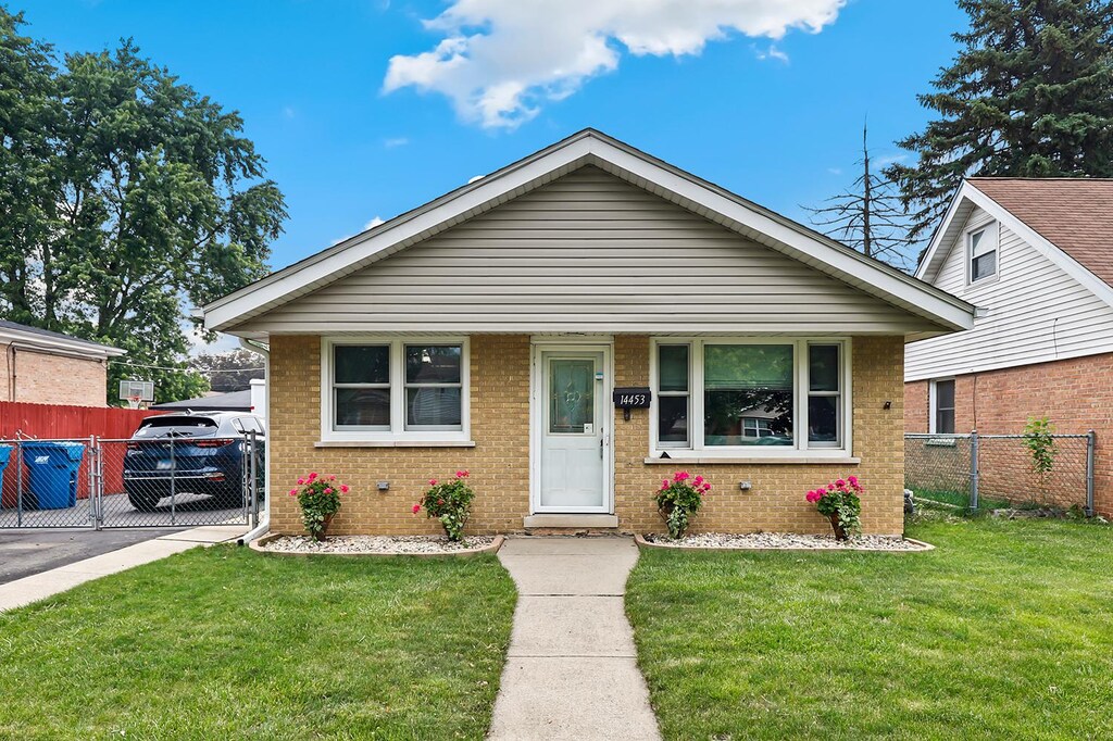 14453 Kolin Ave, Midlothian, IL 60445 - photo 1