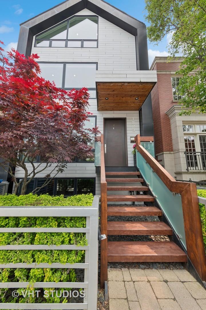 1223 W Draper St, Chicago, IL 60614 - photo 1