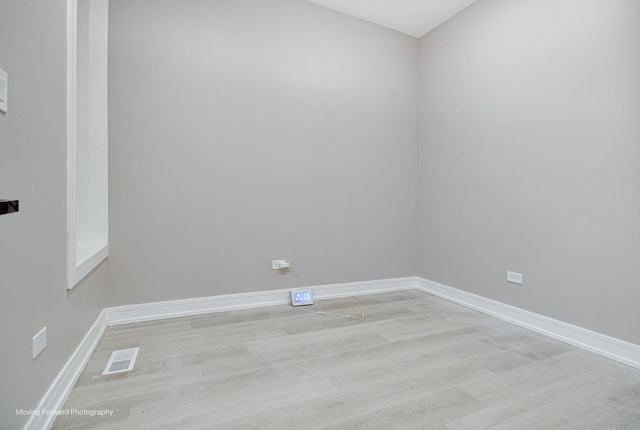 3926 W Arthington St, Chicago, IL 60624 - spare room with light wood-style flooring and baseboards