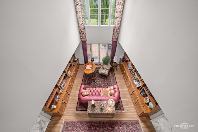 1900 Millburne Rd, Lake Forest, IL 60045 - living area featuring a towering ceiling and marble finish floors