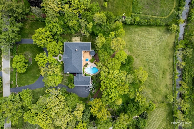 1900 Millburne Rd, Lake Forest, IL 60045 - aerial view of a pool