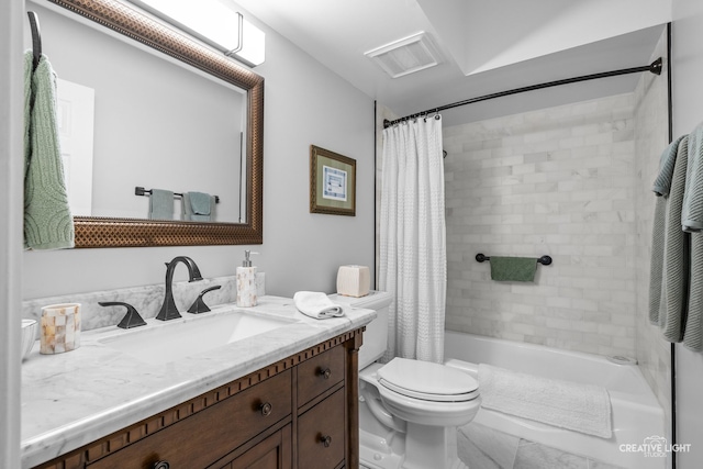 1900 Millburne Rd, Lake Forest, IL 60045 - full bath featuring vanity, shower / bath combo, and toilet
